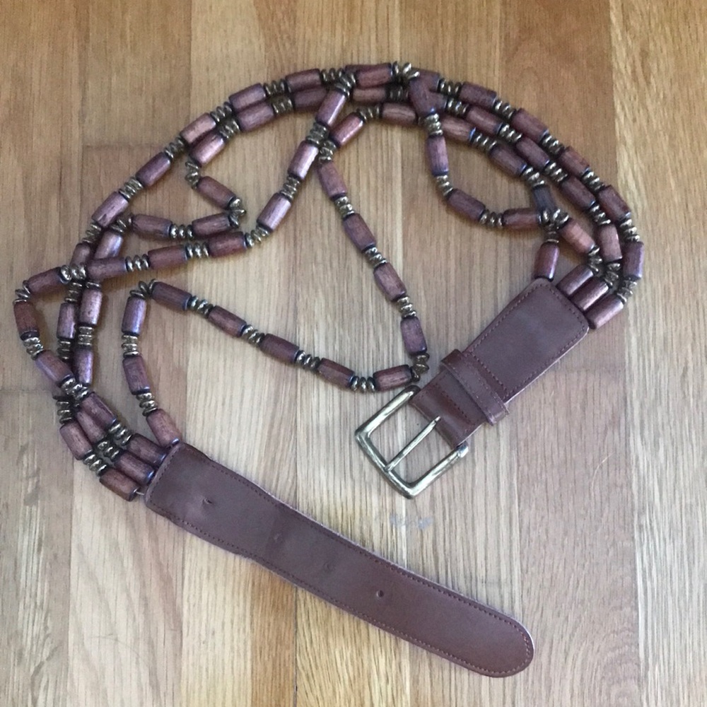 Womens Brown leather beaded belt. Size medium.
